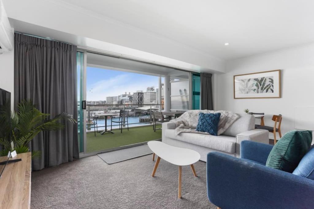 Newly Refurbished Waterfront Apartment! 3320 オークランド エクステリア 写真
